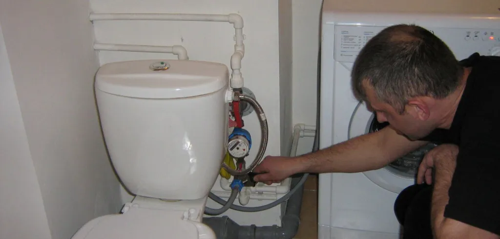 Почему крутится счетчик холодной воды при выключенном кране